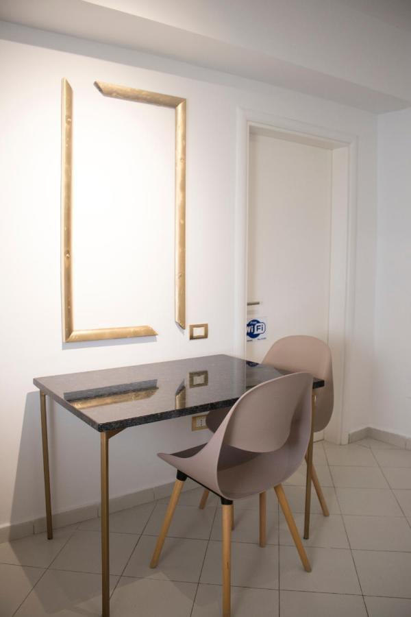 Vila Shehaj Luxury Apartment Vlore Exterior photo